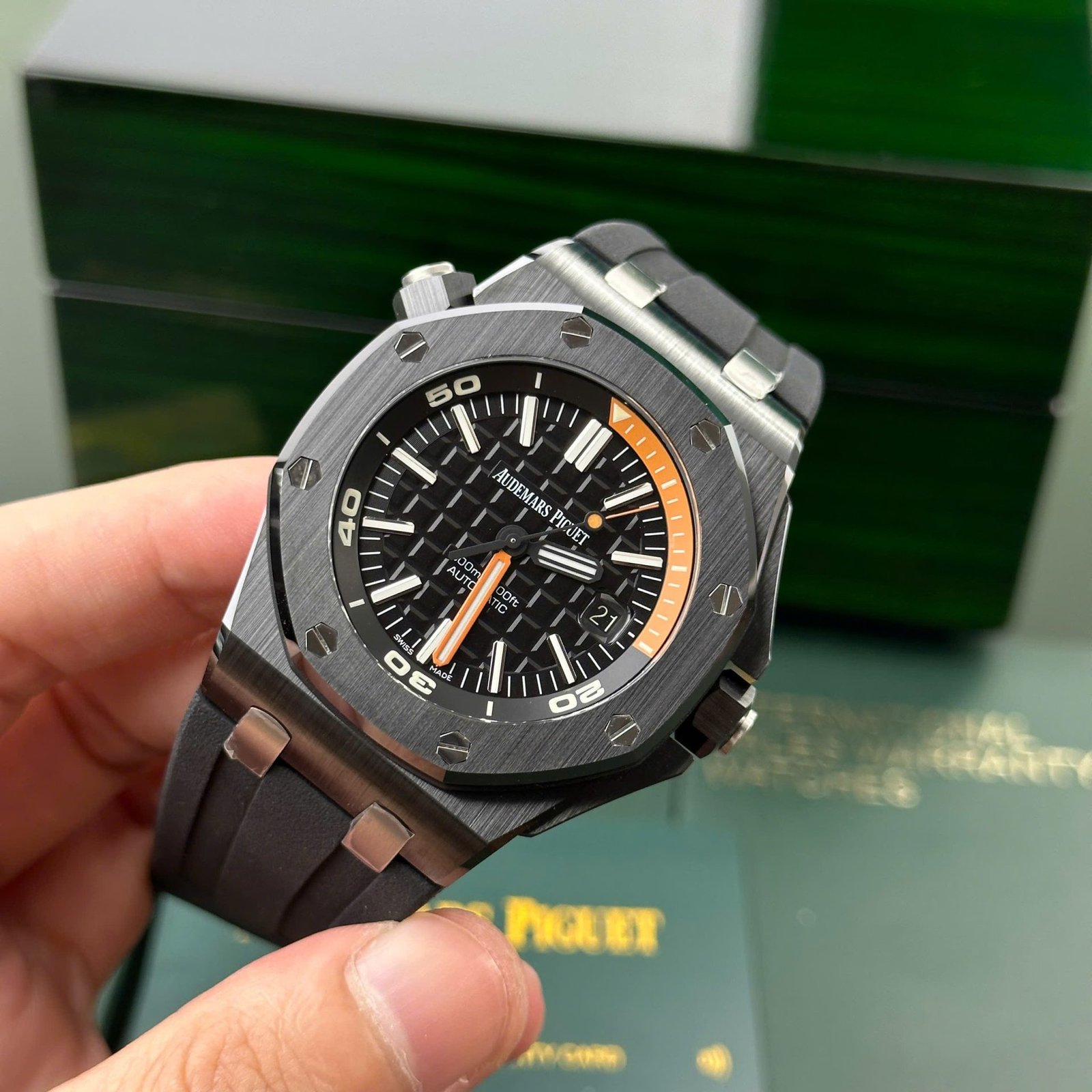 Audemars Piguet Royal Oak Offshore Diver 15707CE Black Dial Black Ceramic Rubber Best Replica APSF 42mm - 图片 3