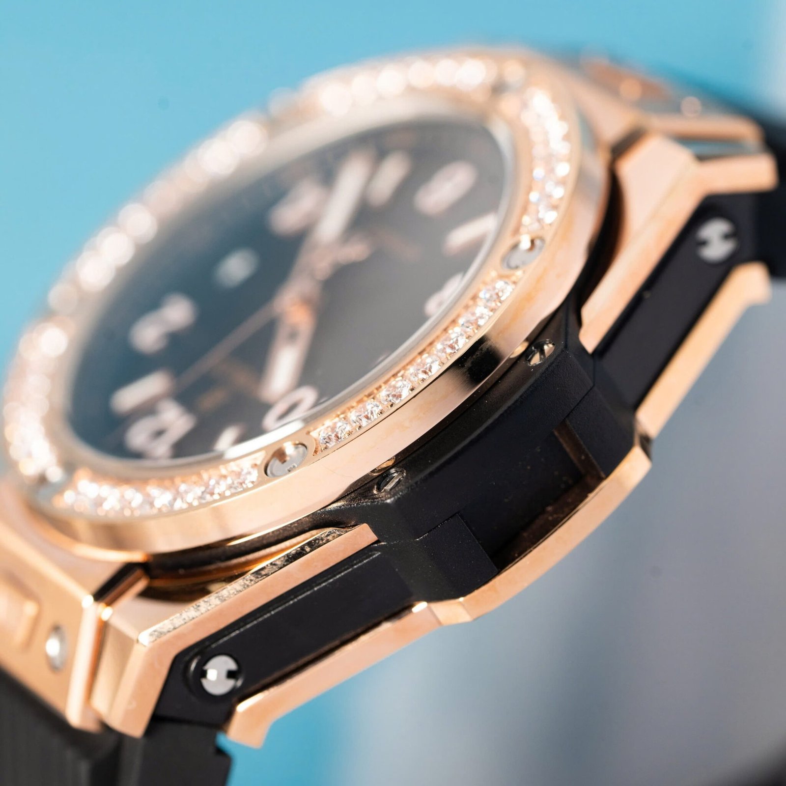 Hublot Big Bang One Click King Gold Black Dial CZ Stone Bezel Replica 39mm - 图片 8