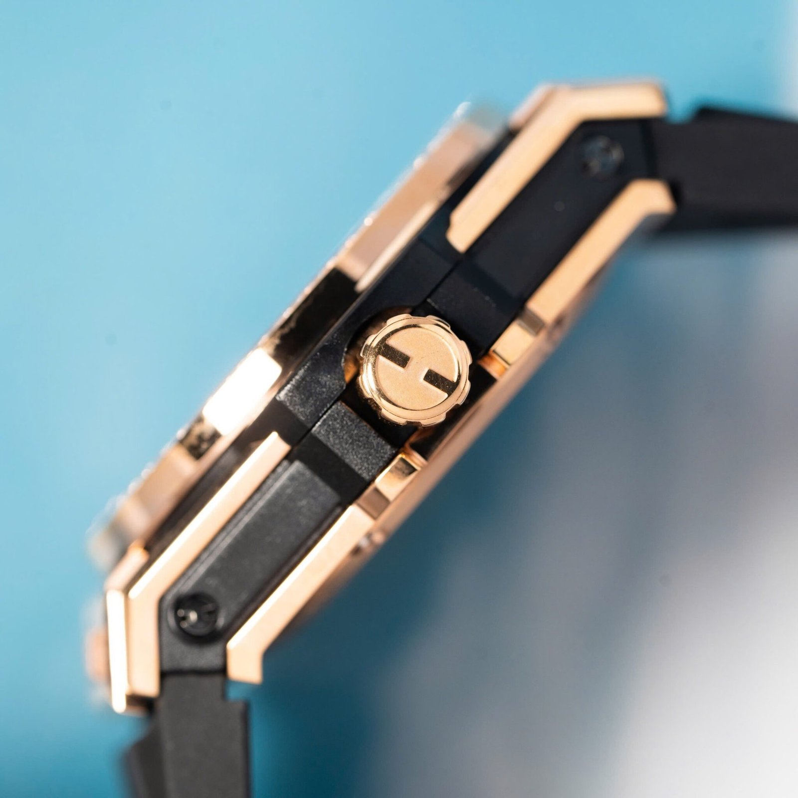 Hublot Big Bang One Click King Gold Black Dial CZ Stone Bezel Replica 39mm - 图片 9