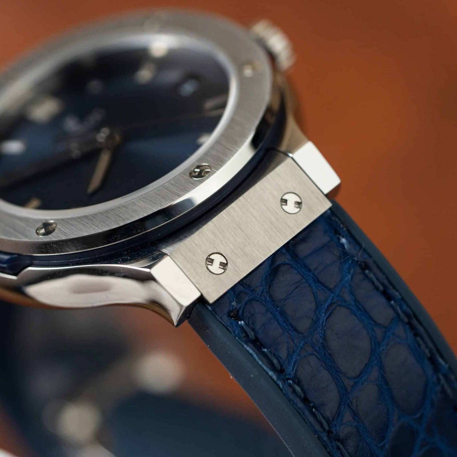 Hublot Classic Fusion Titanium Navy Blue Dial Leather Lady Watch Replica 33mm - 图片 6