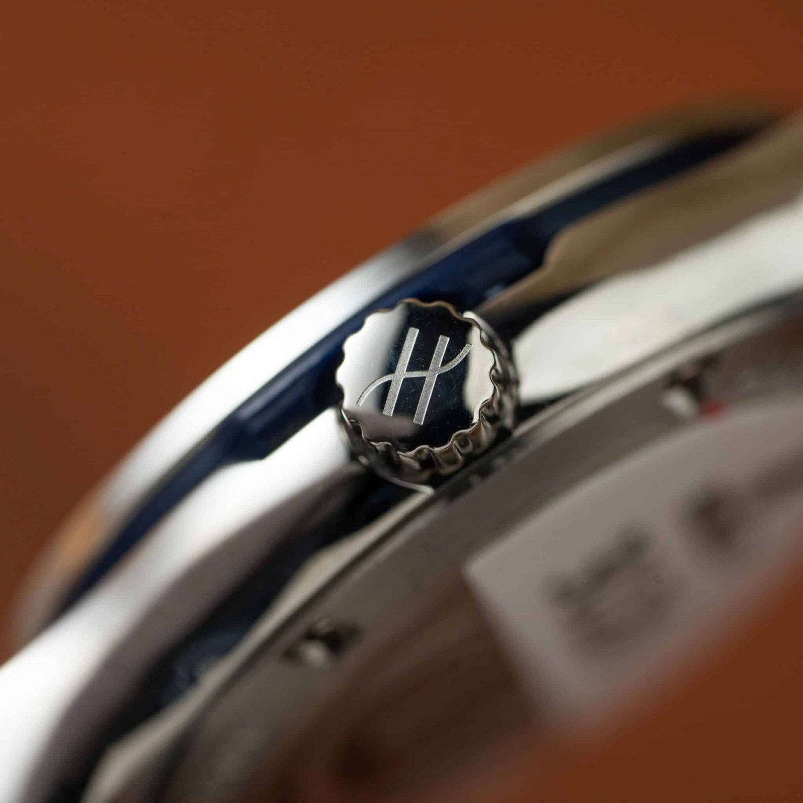 Hublot Classic Fusion Titanium Navy Blue Dial Leather Lady Watch Replica 33mm - 图片 7