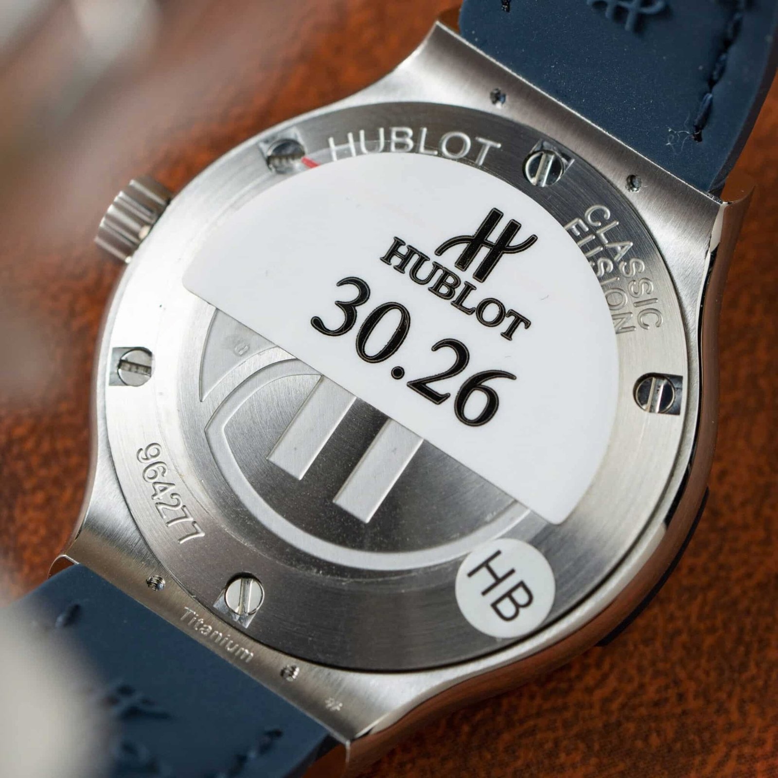 Hublot Classic Fusion Titanium Navy Blue Dial Leather Lady Watch Replica 33mm - 图片 8