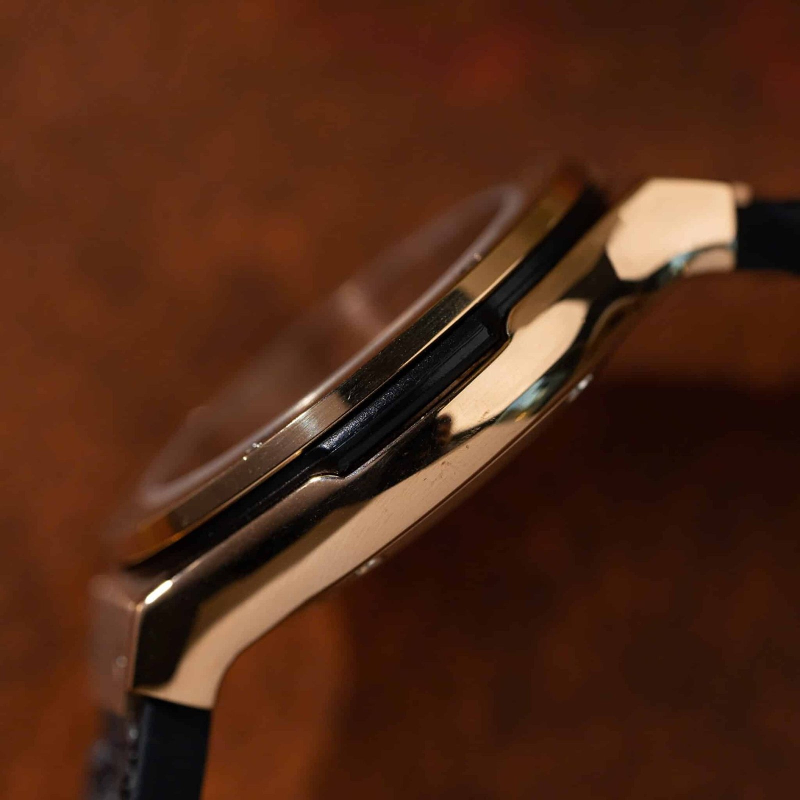 Hublot Classic Fusion King Gold Black Dial Leather Strap Lady Watch Replica 33mm - 图片 5
