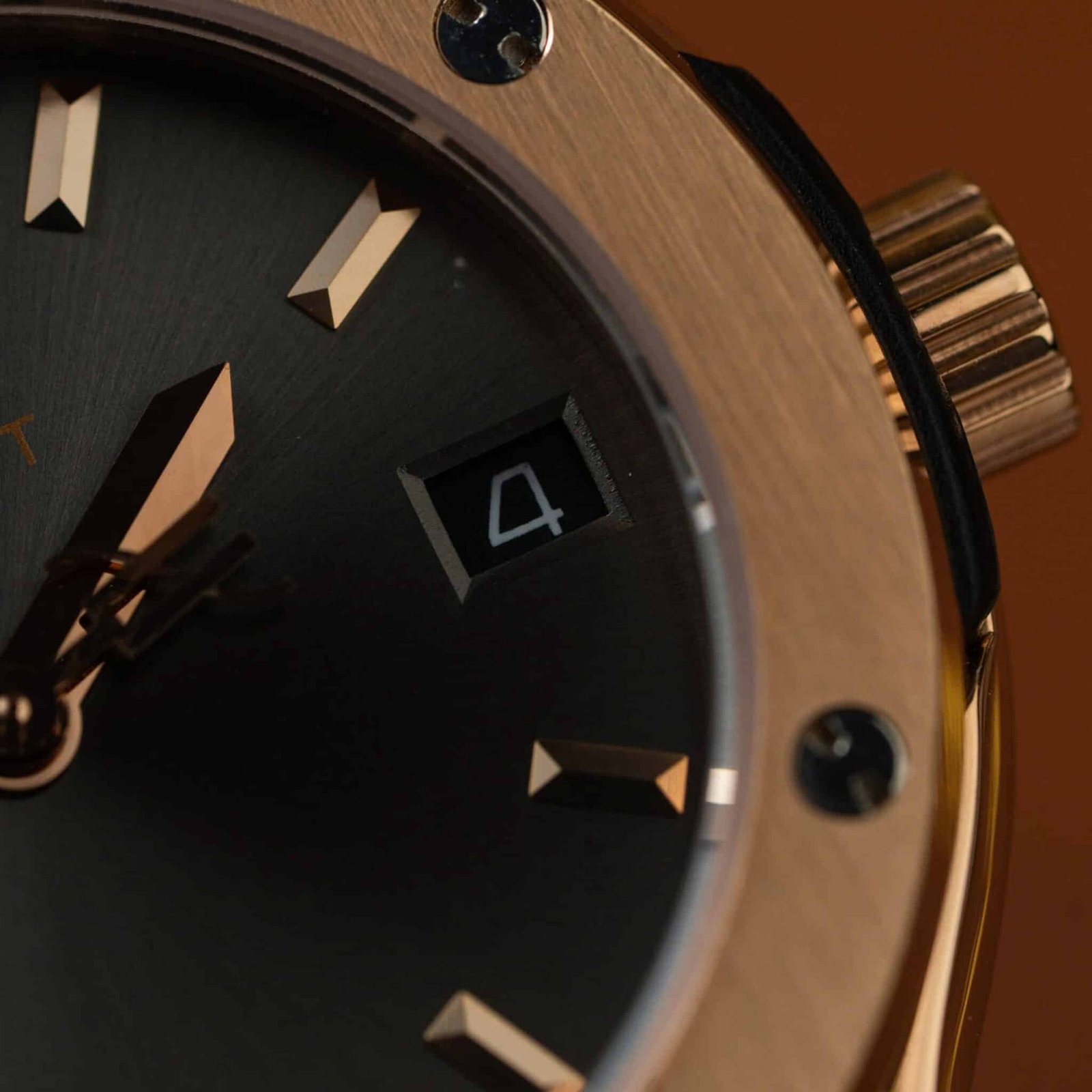 Hublot Classic Fusion King Gold Grey Dial Leather Strap Lady Watch Replica 33mm - 图片 6