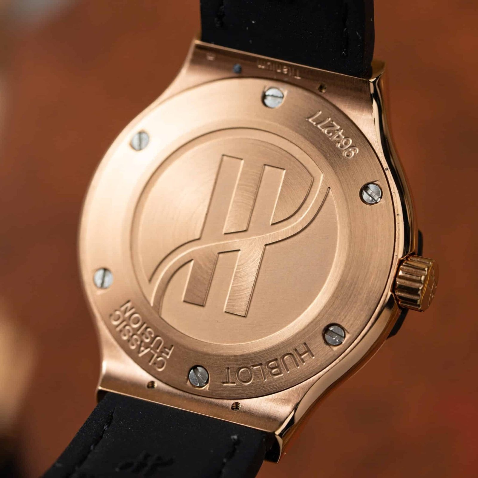 Hublot Classic Fusion King Gold Grey Dial Leather Strap Lady Watch Replica 33mm - 图片 9