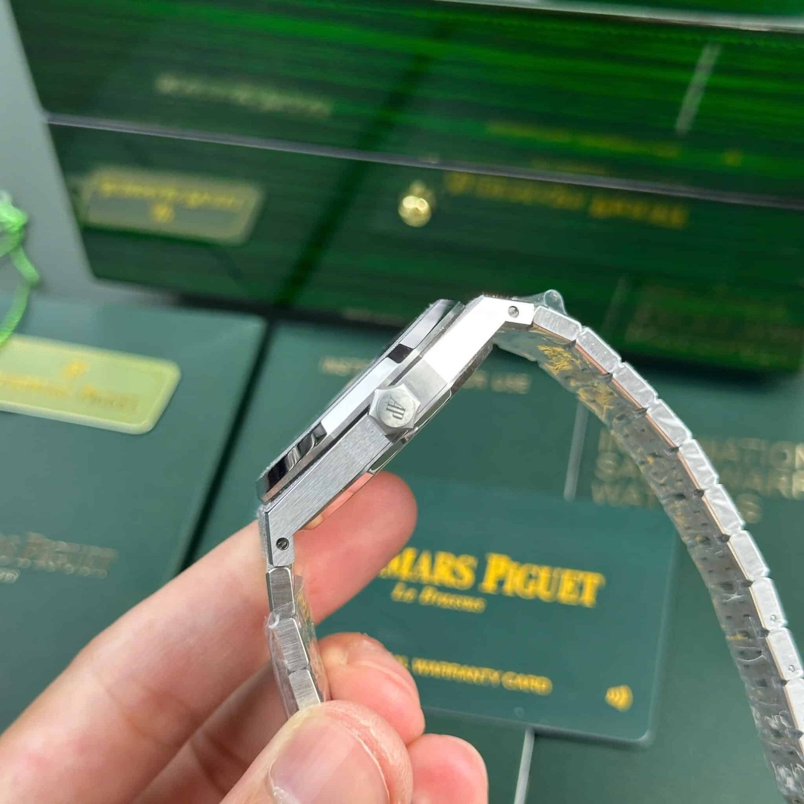 Audemars Piguet Royal Oak 15454BC Frosted White Gold White Dial Best Replica APSF 37mm - 图片 5