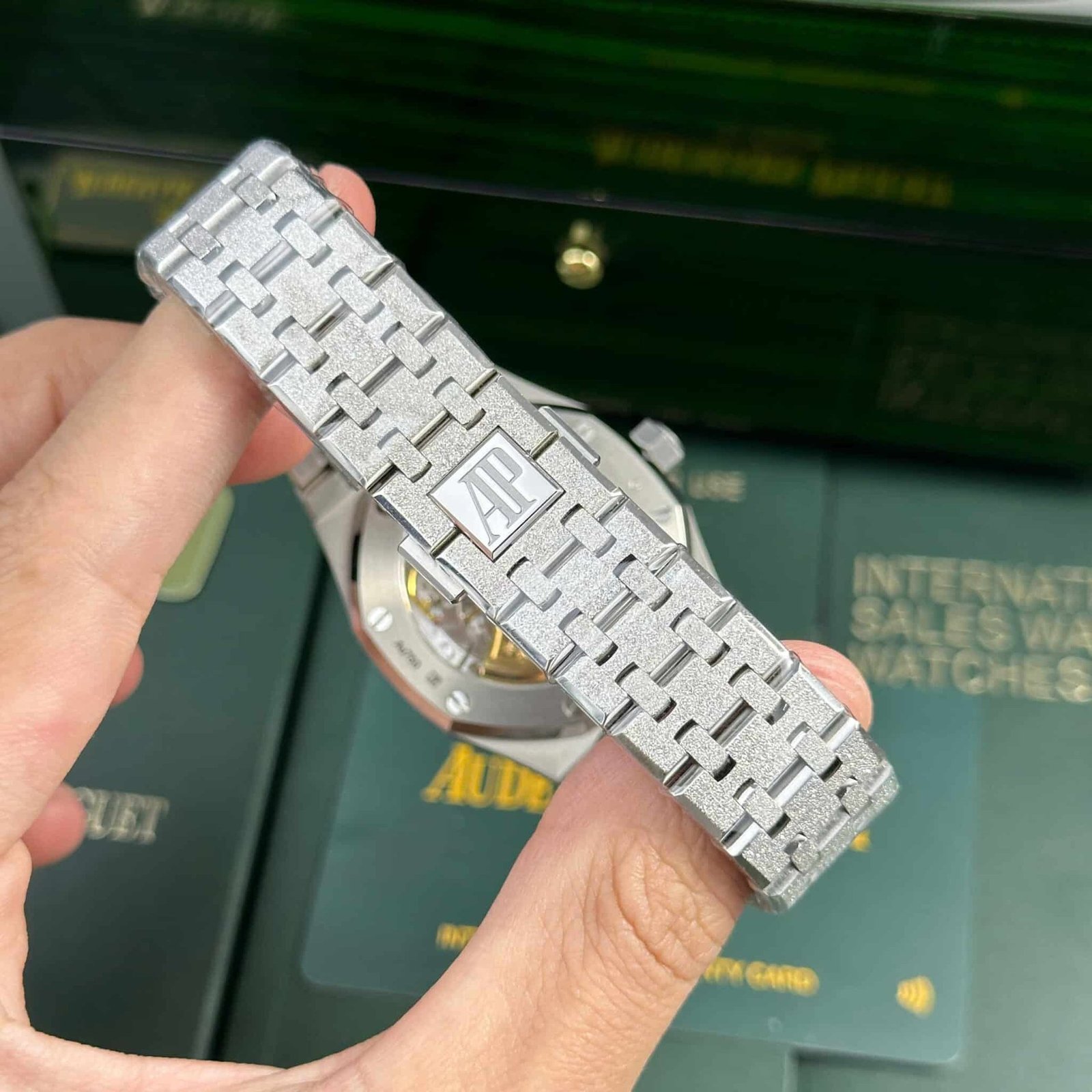 Audemars Piguet Royal Oak 15454BC Frosted White Gold White Dial Best Replica APSF 37mm - 图片 9