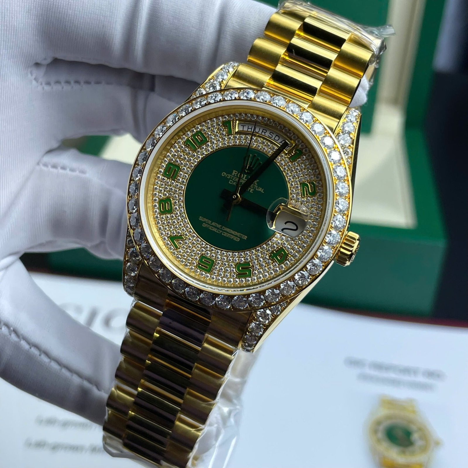 Rolex Day-Date 40 Green Diamond Paved Arabic Dial 18K Gold Wrapped Custom Moissanite Dial & Dial Best Replica 40mm - 图片 2