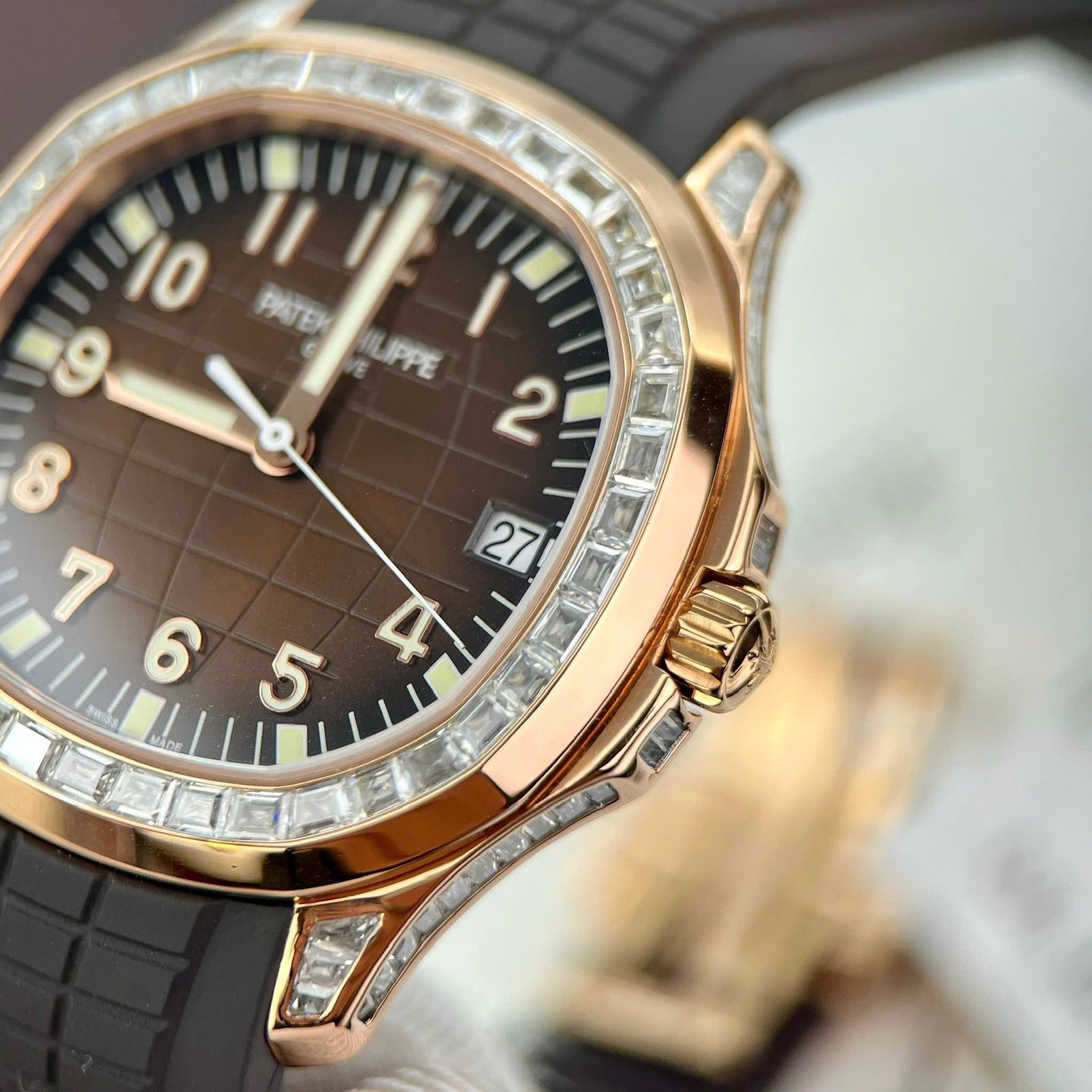 Patek Philippe Aquanaut 5167R Brown Dial 18K Gold Wrapped Custom Baguette Moissanite Best Replica 40mm - 图片 6