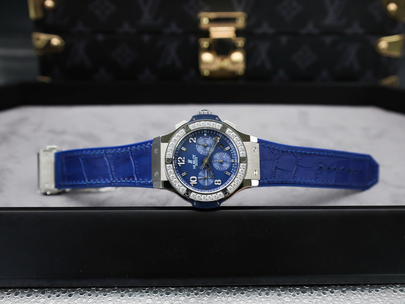 Hublot Big Bang Chronograph Steel Blue Custom Moissanite Bezel Replica 41mm - 图片 4