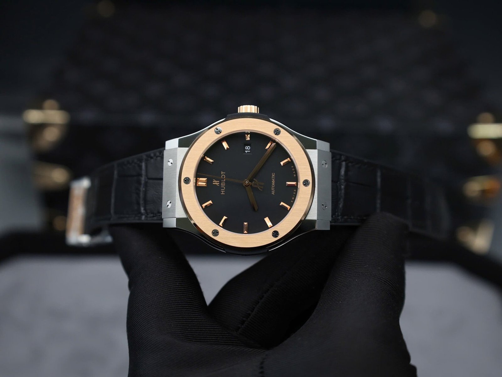 Hublot Classic Fusion Titanium King Gold Black Dial Best Replica 42mm - 图片 3