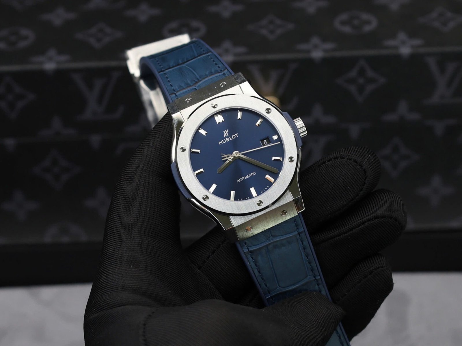 Hublot Classic Fusion Titanium Blue Dial Leather Strap 1:1 Replica 42mm - 图片 4