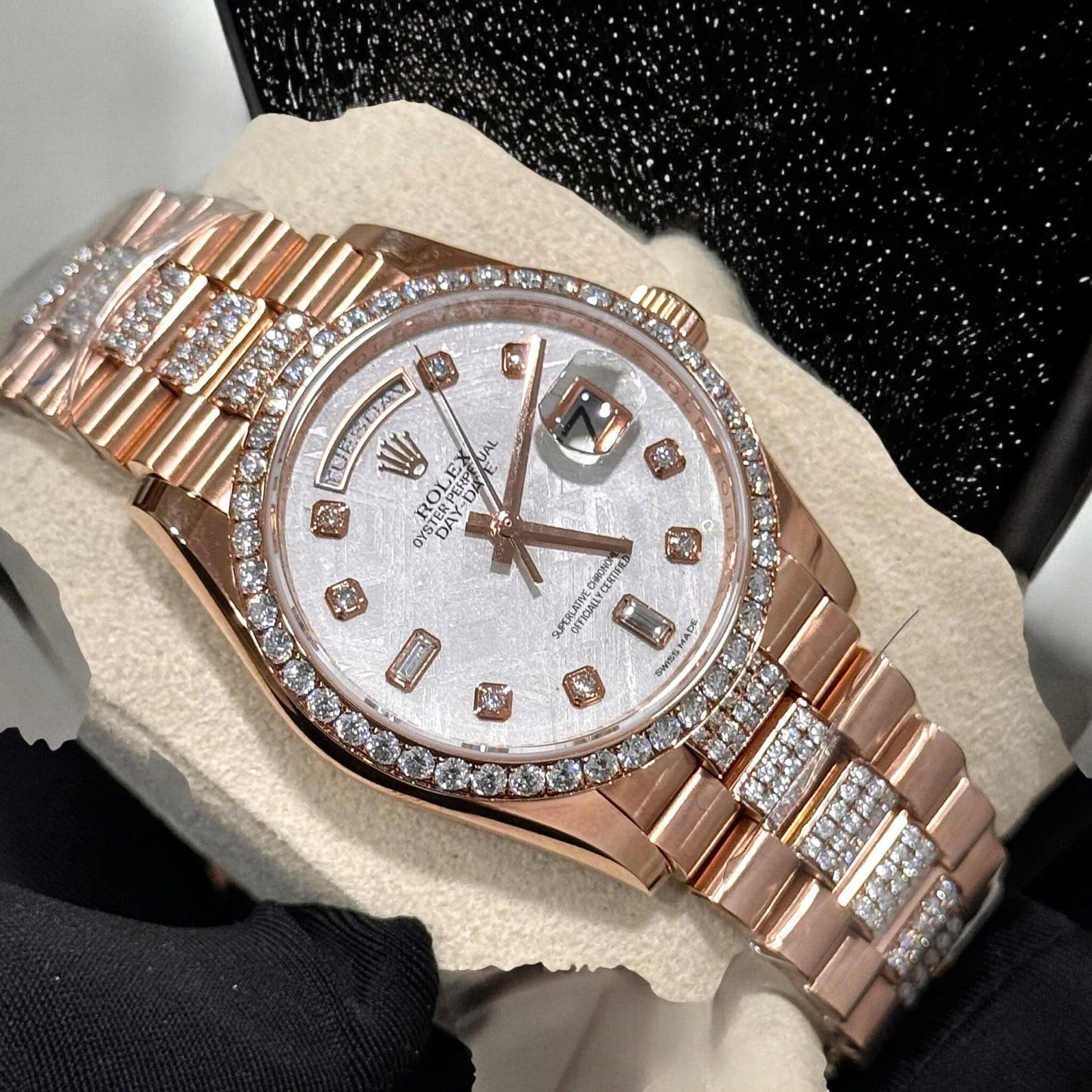 Rolex Day-Date 36 Meteorite Dial 18K Rose Gold Wrapped Custom Moissanite Dial & Moissanite Bracelet Best Replica 36mm - 图片 5