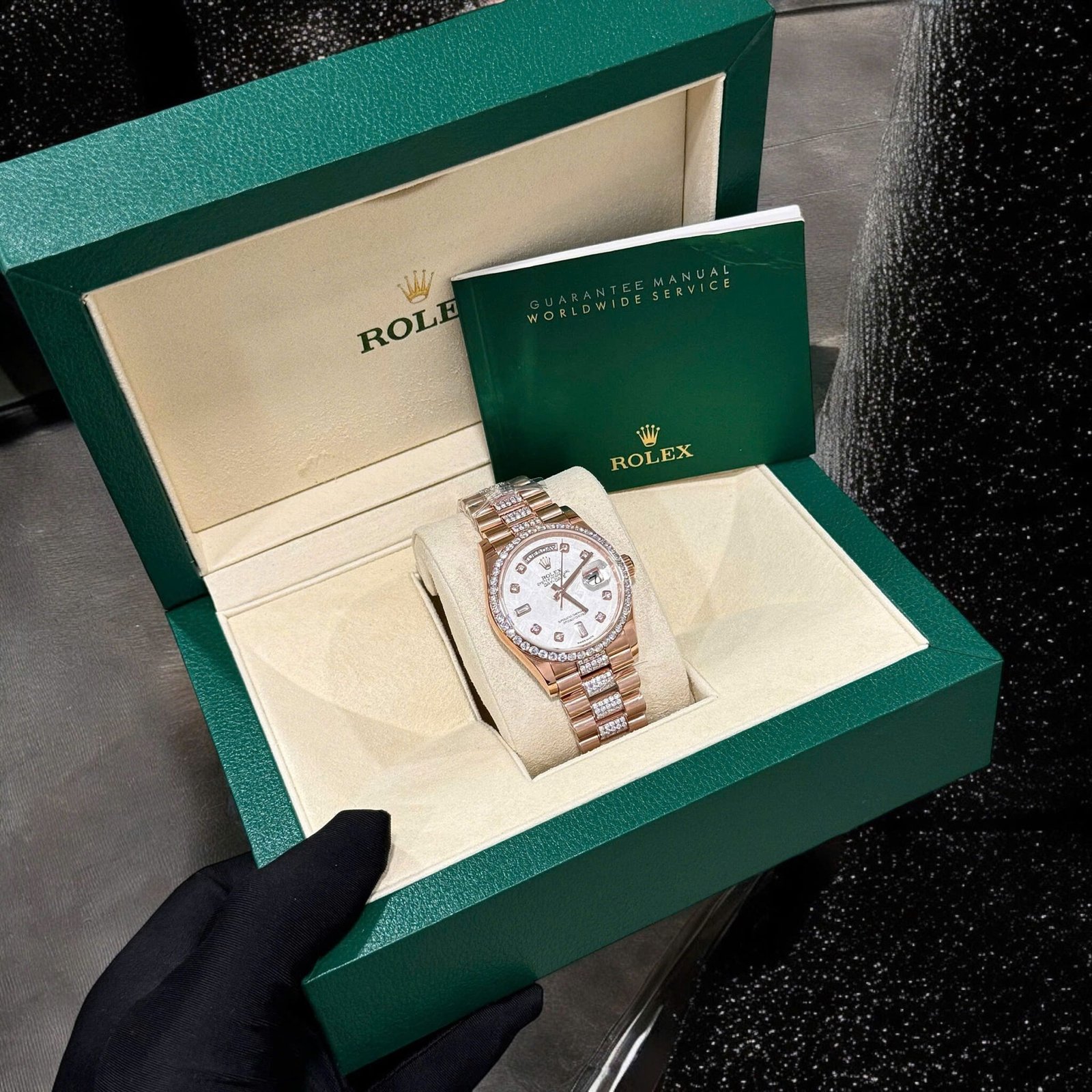 Rolex Day-Date 36 Meteorite Dial 18K Rose Gold Wrapped Custom Moissanite Dial & Moissanite Bracelet Best Replica 36mm - 图片 8