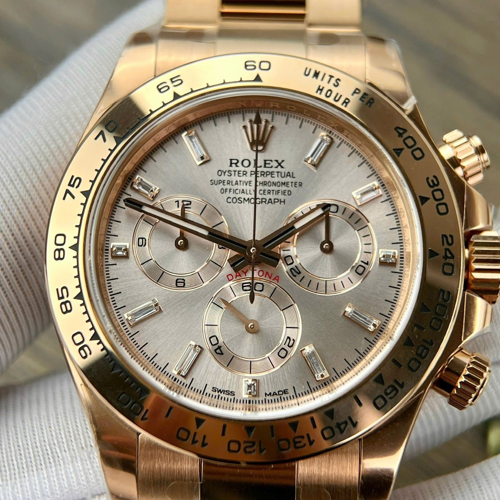 Rolex Daytona 116505-0017 “Sundust Dial” with Baguette-Diamond Index Replica Clean Factory 40mm - 图片 4