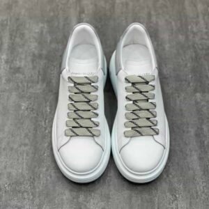 ALEXANDER MCQUEEN SNEAKER - AM22