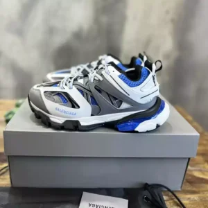 BALENCIAGA MEN'S TRACK SNEAKER - BB244