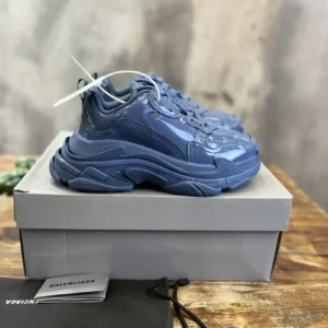 BALENCIAGA TRIPLE S SNEAKER - BB260