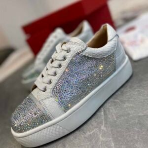 CHRISTIAN LOUBOUTIN LOW TOP SNEAKER - CL157