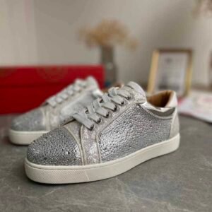 CHRISTIAN LOUBOUTIN LOW TOP SNEAKER - CL160