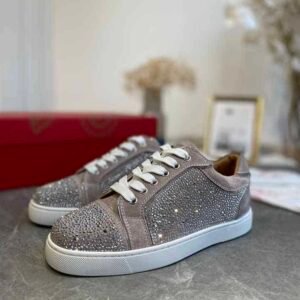CHRISTIAN LOUBOUTIN LOW TOP SNEAKER - CL161