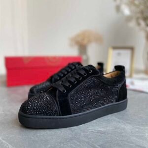 CHRISTIAN LOUBOUTIN LOW TOP SNEAKER - CL169