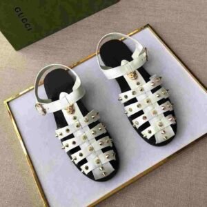 GUCCI SANDAL WITH DOUBLE G - SDG003