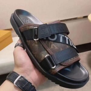 LOUIS VUITTON SANDAL - LVS26
