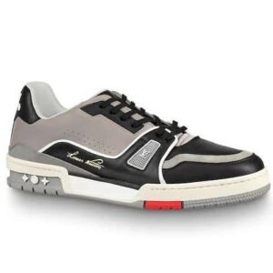 LOUIS VUITTON TRAINER SNEAKER - LV10