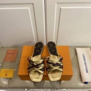 Louis Vuitton Slides - RG24LS