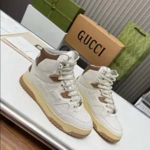 WOMEN'S HIGH TOP DISTRESSED EFFECT SNEAKER - GC194